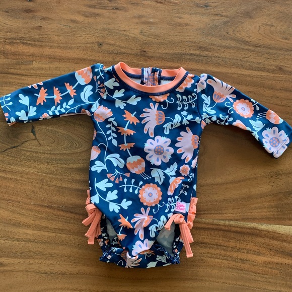 RuffleButt One Piece Rash Guard - 3-6M - Picture 3 of 6